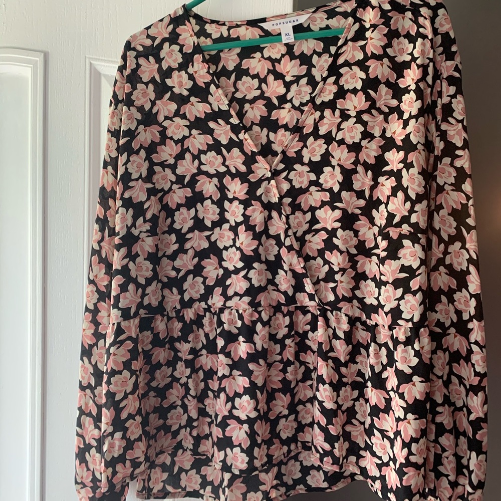 Popsugar flowered blouse size XL